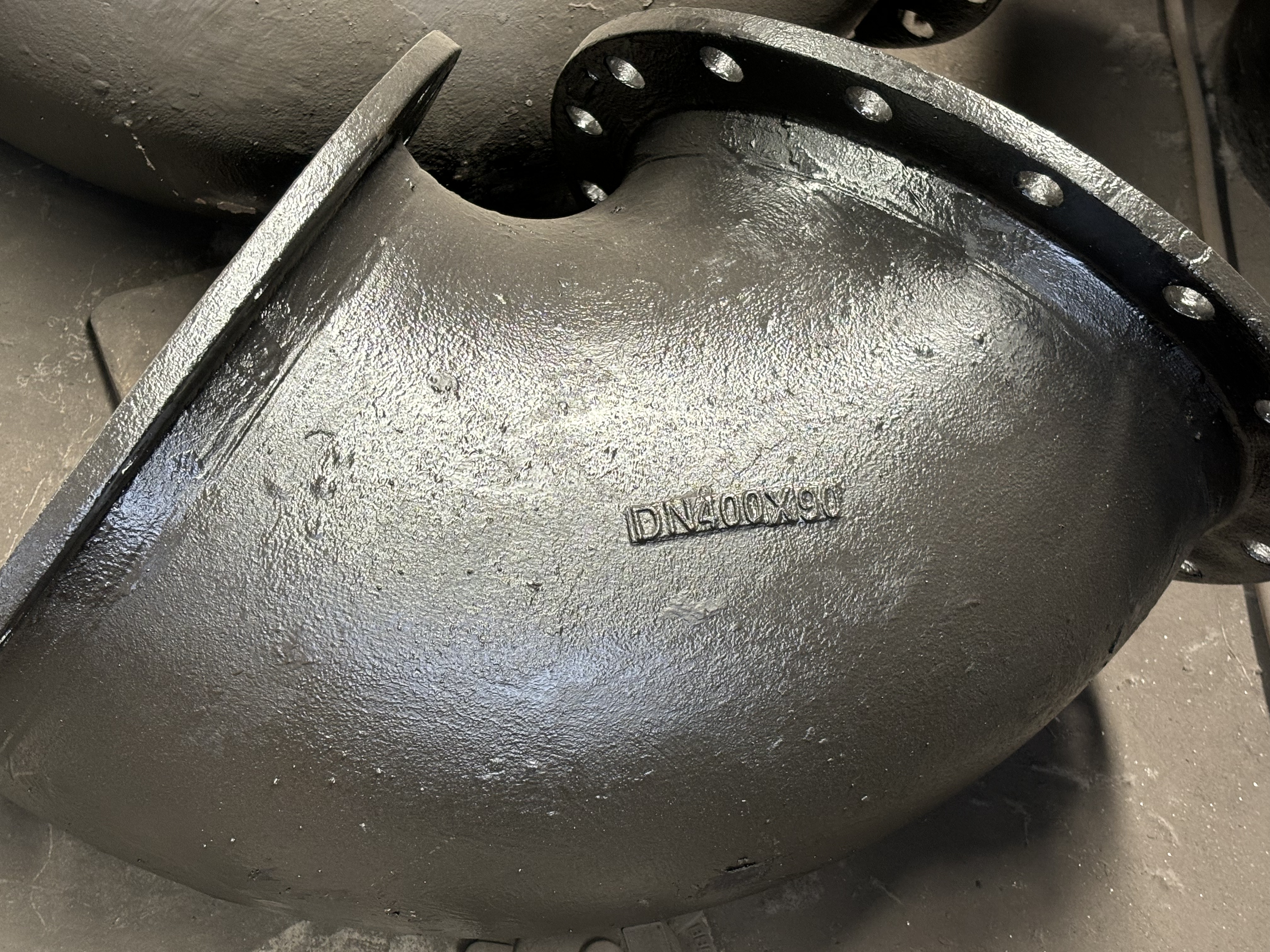 Introduction to Ductile Iron Pipe Fittings: Elbows and Tees